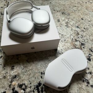 Apple AirPod Maxpro